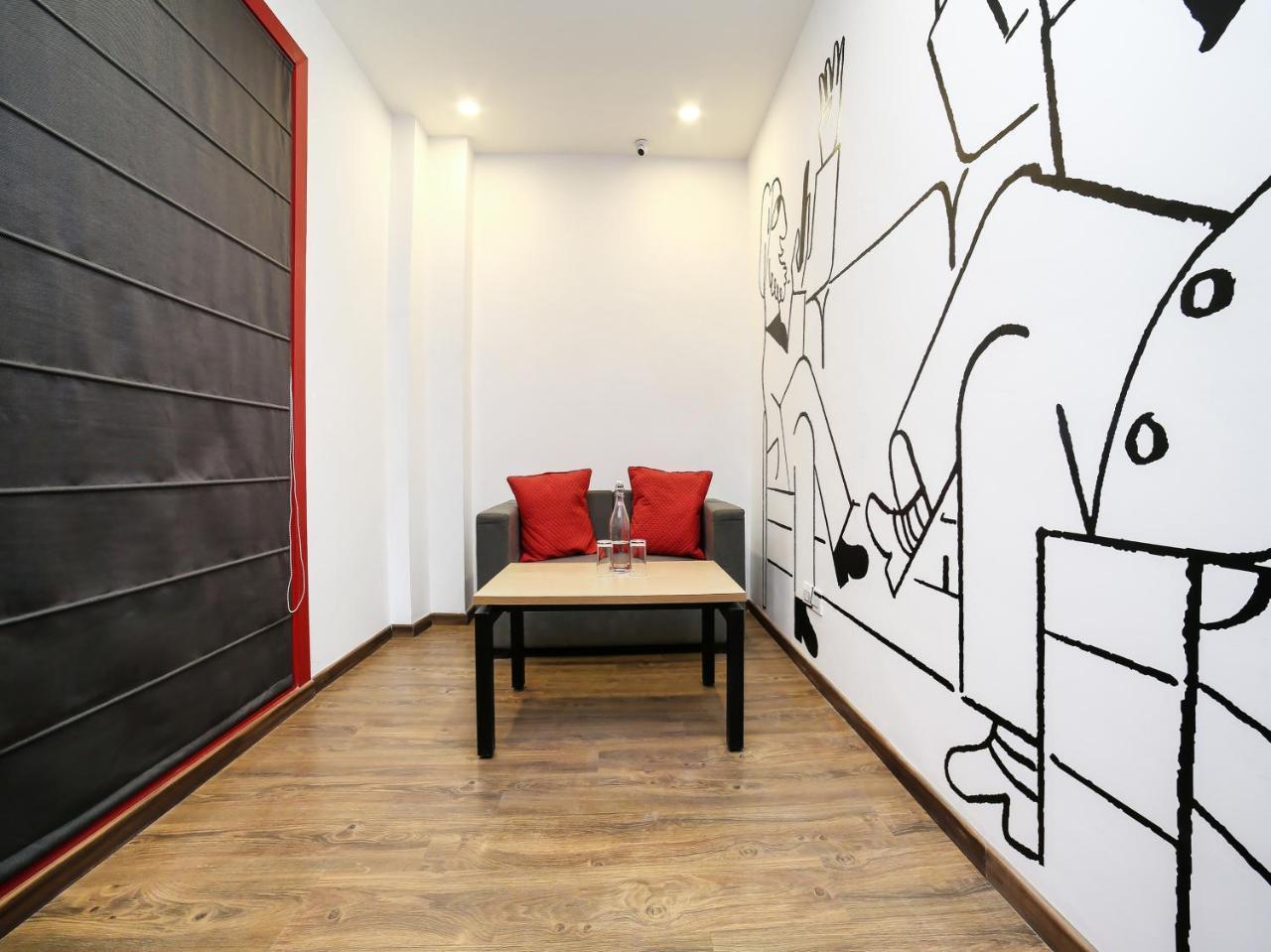 Oyo Townhouse 80 Meera Bagh Дели Экстерьер фото