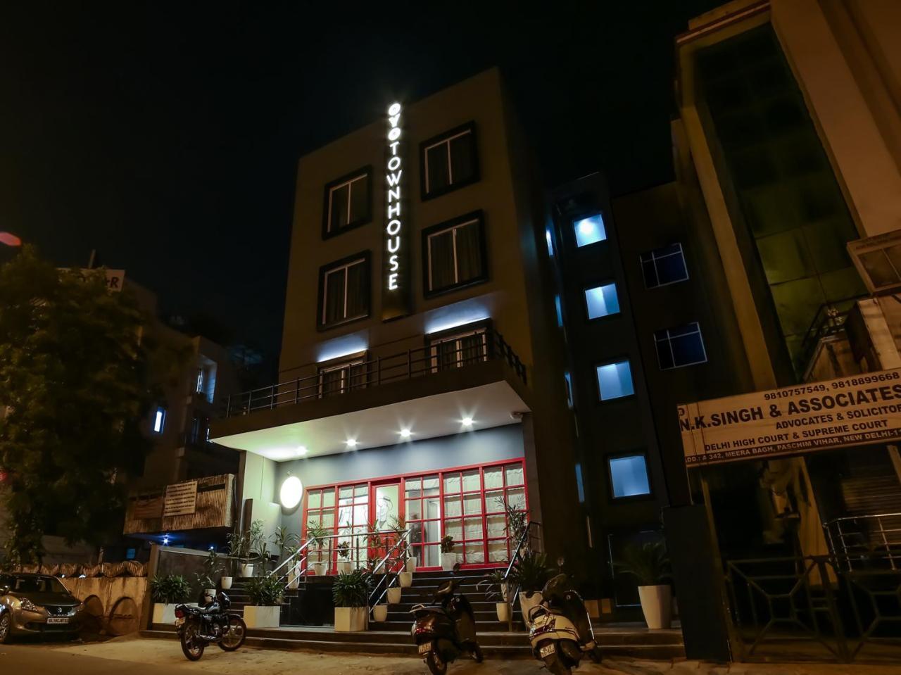 Oyo Townhouse 80 Meera Bagh Дели Экстерьер фото